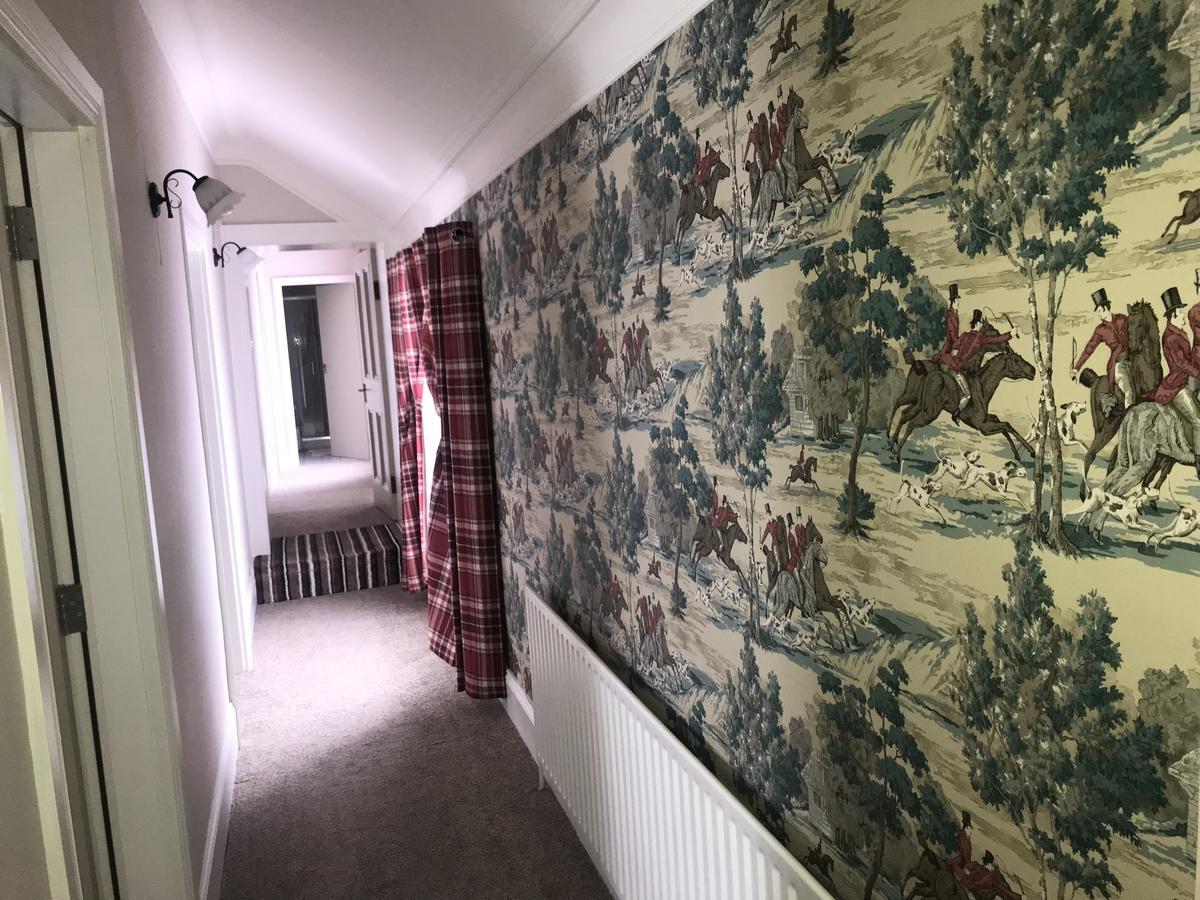 Gordon'S Guesthouse Лохрей Екстериор снимка